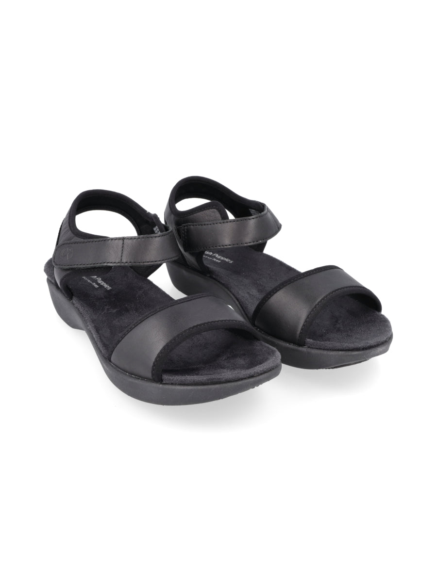 Dorri Qtr Strap Black Leather