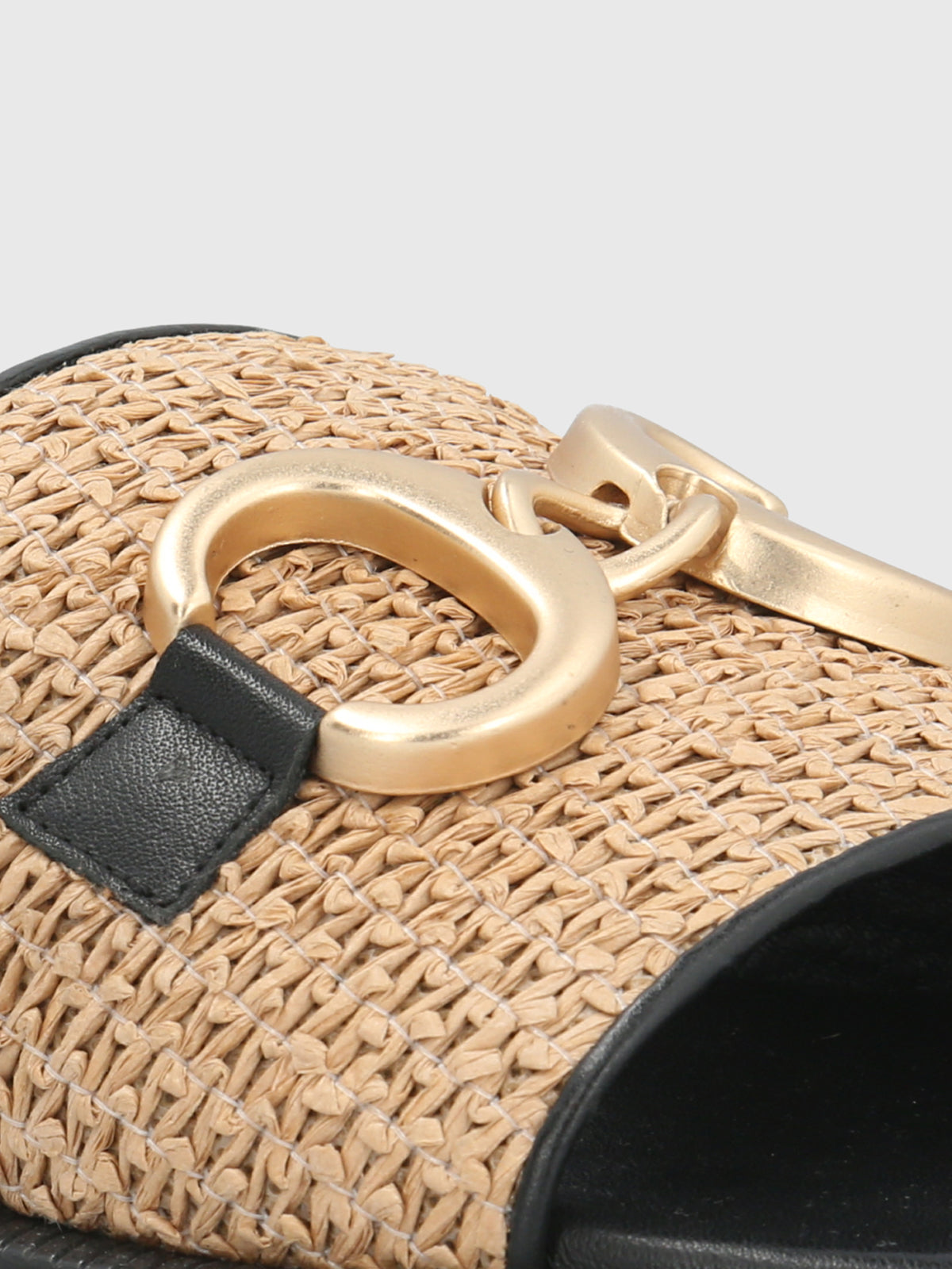 Tegglia Black