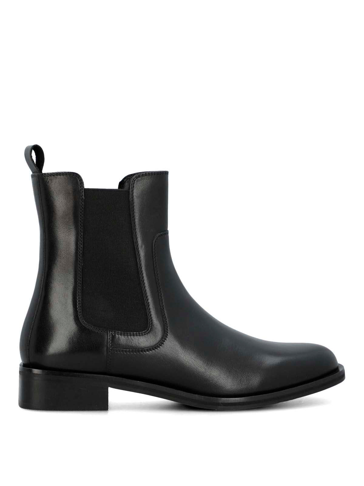 Rivor Black