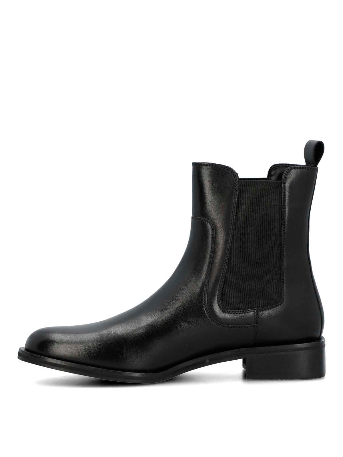 Rivor Black