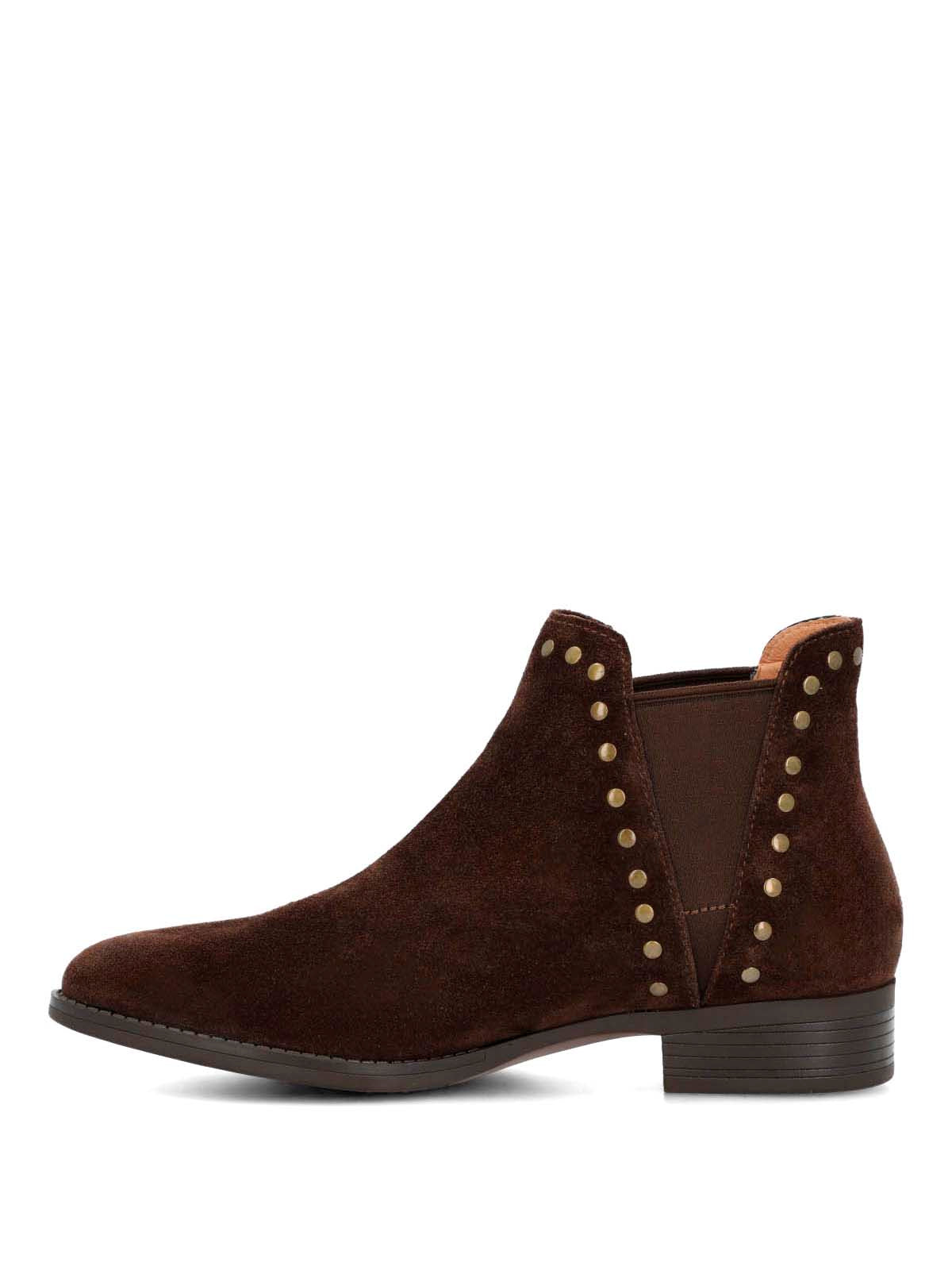 Alva Dk Brown