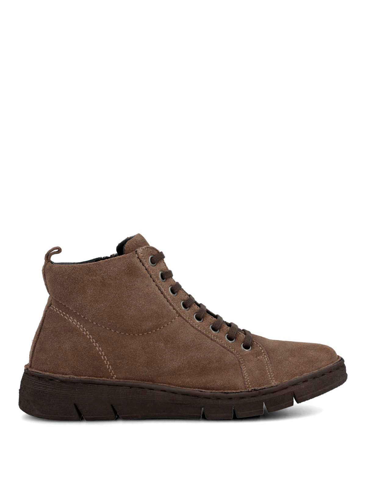 Bota Winnet Brown