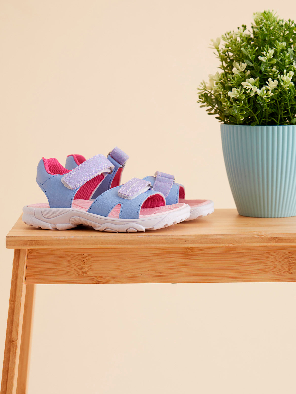 Tanger Lt Blue